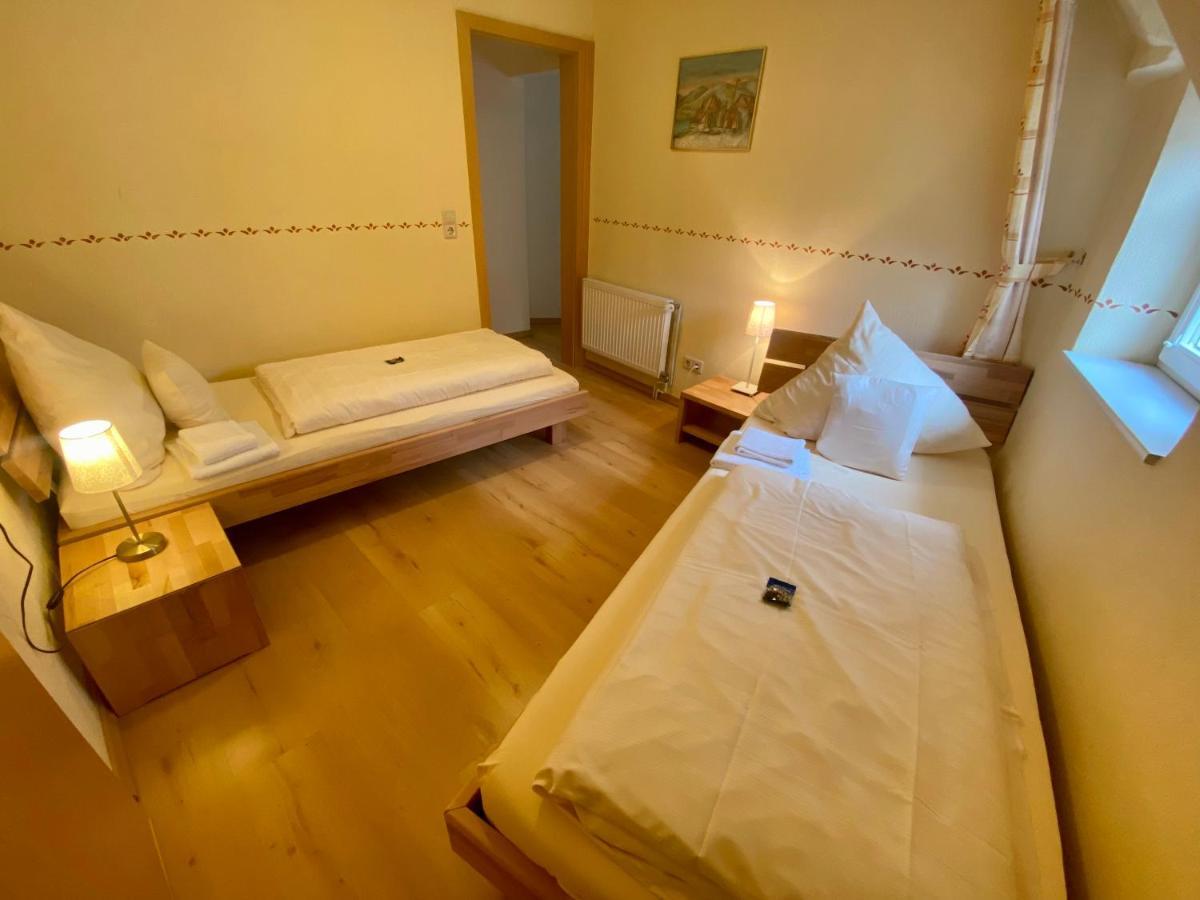 Hotel Gute Quelle 바일슈타인 외부 사진
