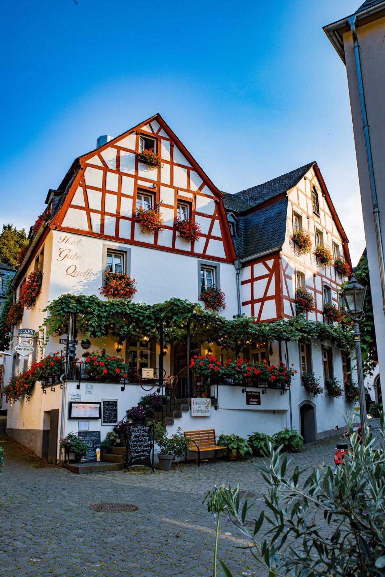 Hotel Gute Quelle 바일슈타인 외부 사진