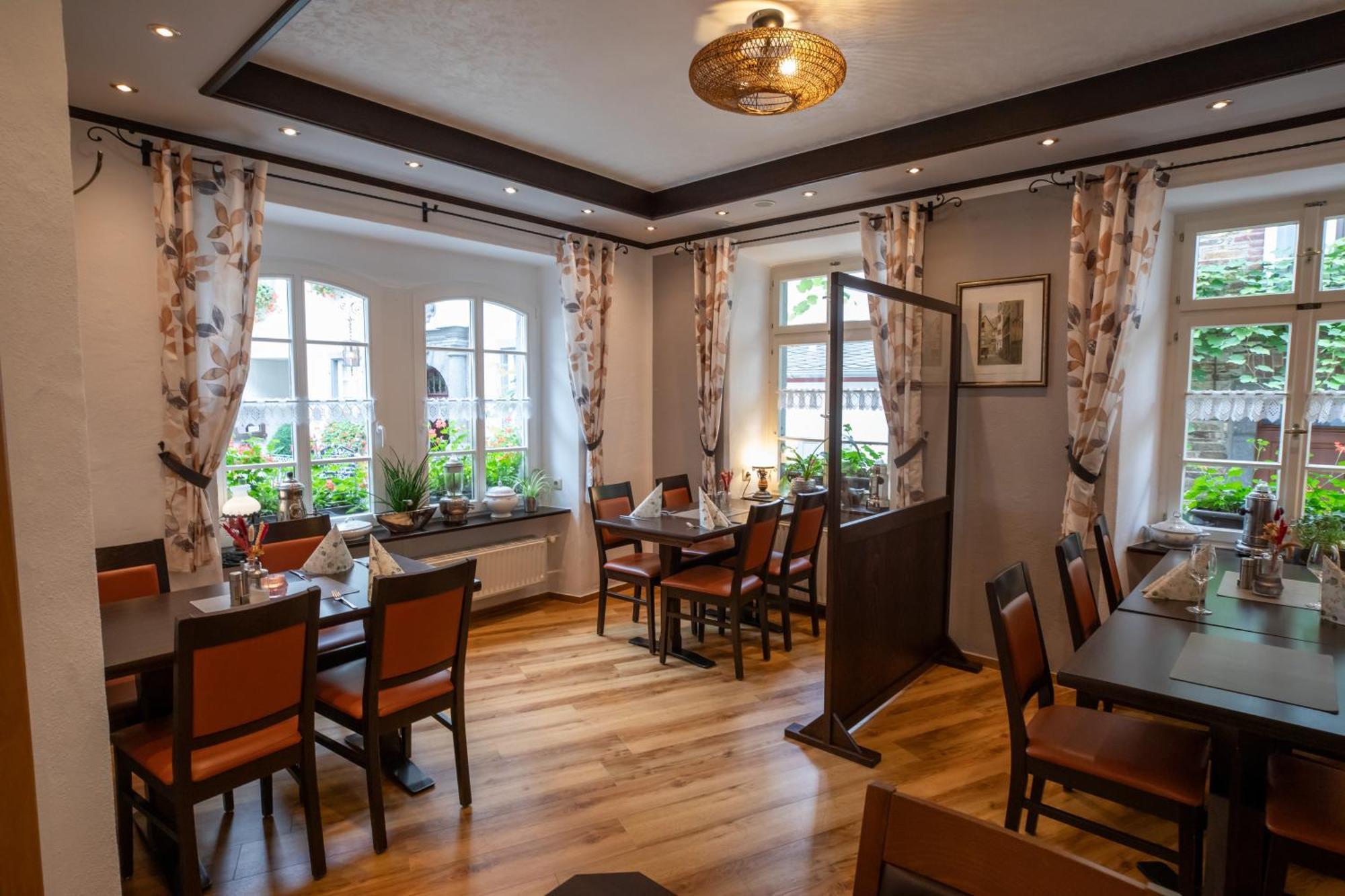 Hotel Gute Quelle 바일슈타인 외부 사진