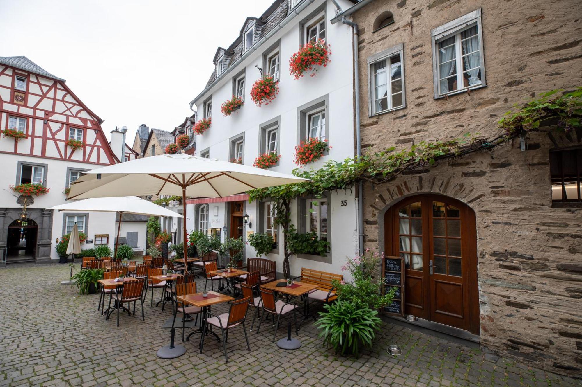 Hotel Gute Quelle 바일슈타인 외부 사진